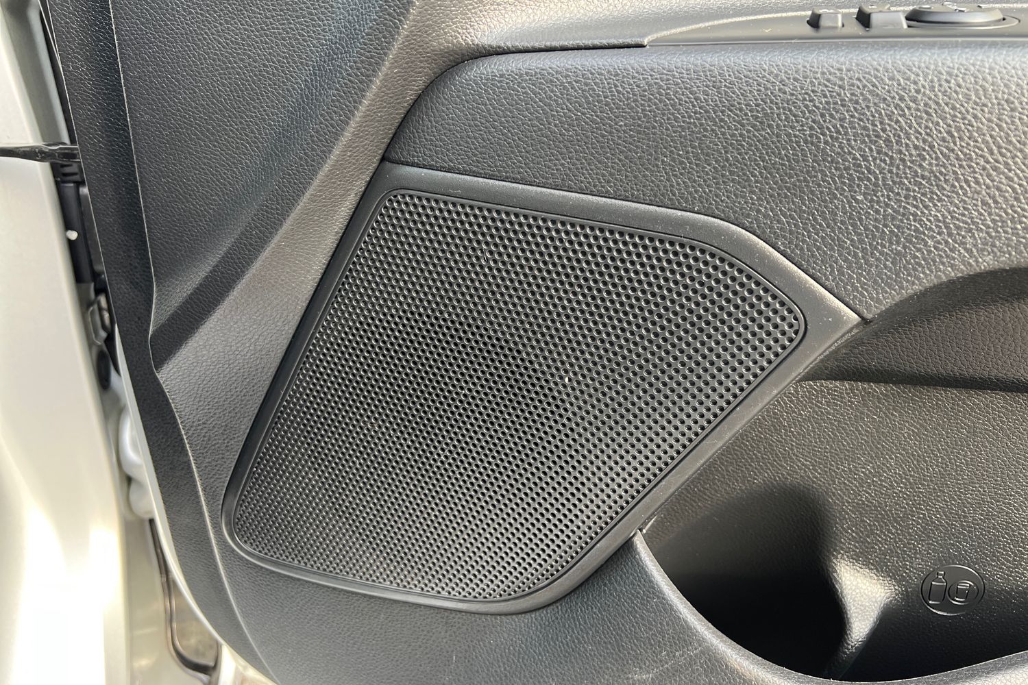Used Kia Rio 2023 for sale - 76074389: Photo 40