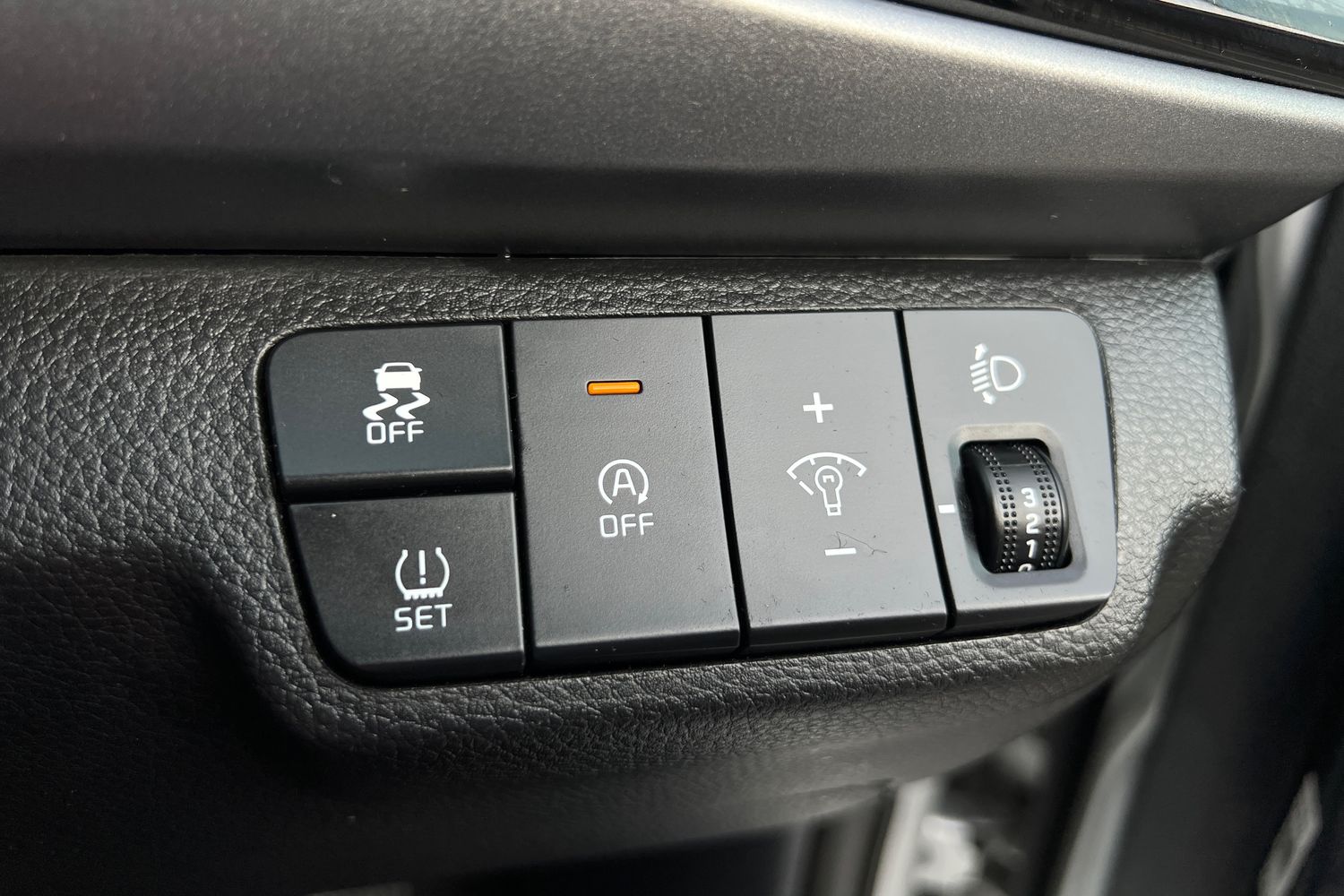 Used Kia Rio 2023 for sale - 76074389: Photo 43