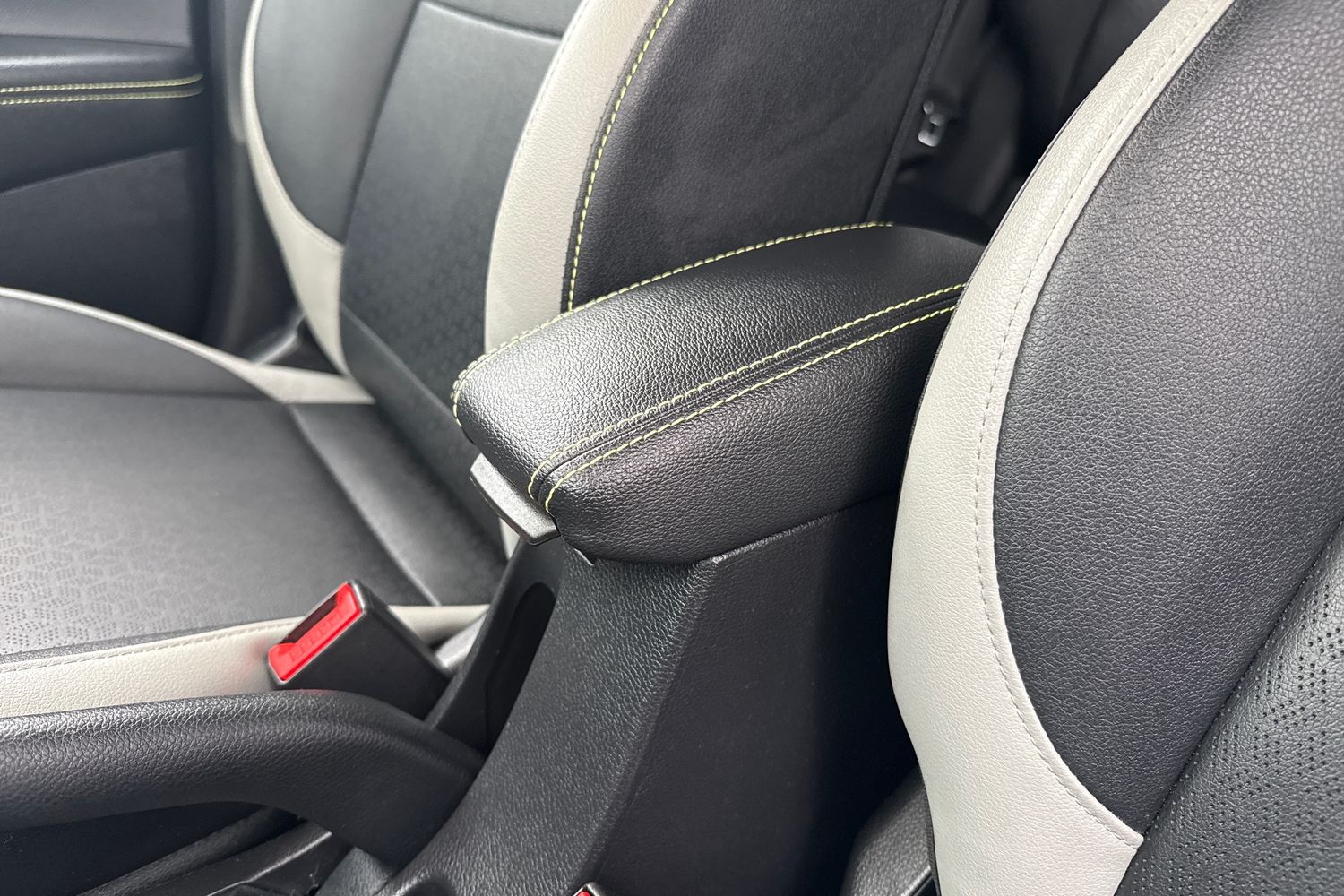 Used Kia Picanto 2023 for sale - 76960002: Photo 33