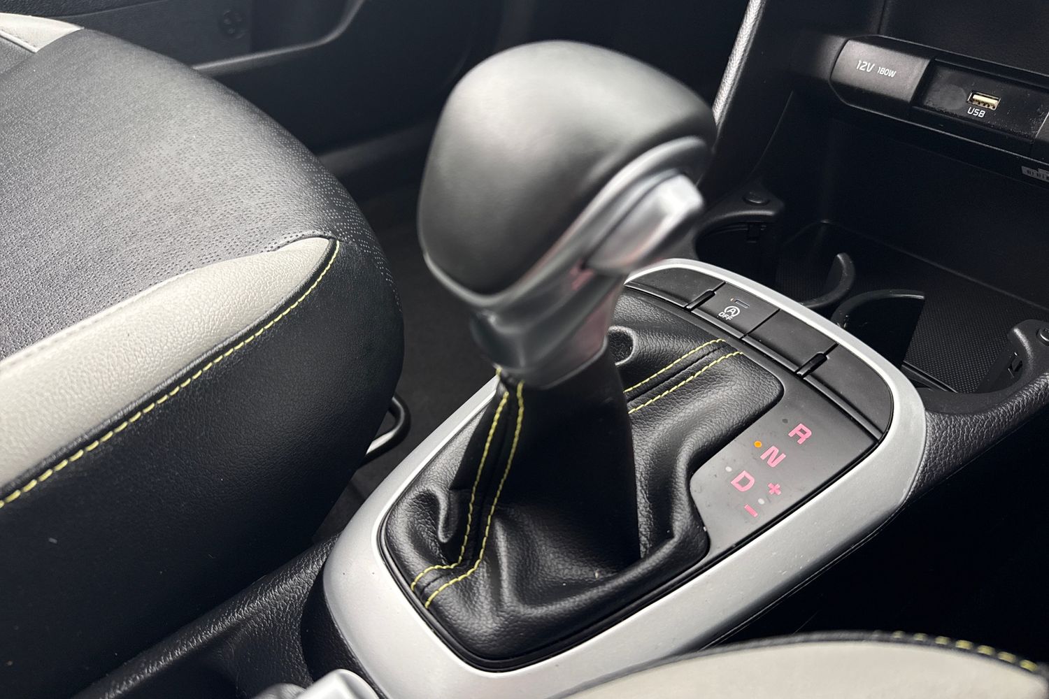 Used Kia Picanto 2023 for sale - 76960002: Photo 44