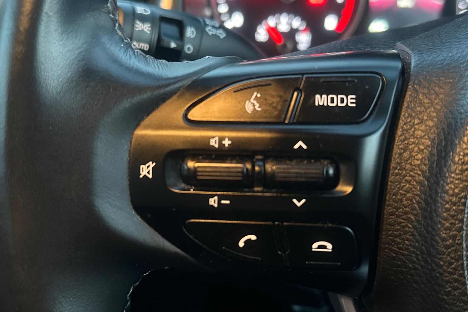 Used Kia Stonic 2021 for sale - 76874174: Photo 21