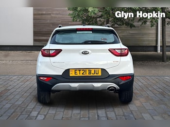 Used Kia Stonic 2021 for sale - 76874174: Photo