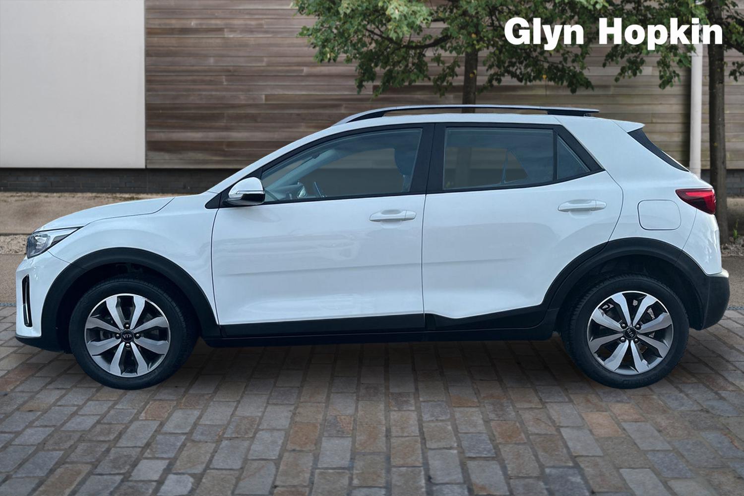 Used Kia Stonic 2021 for sale - 76874174: Photo 6