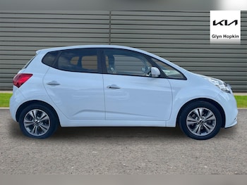 Used Kia Venga 2019 for sale - 76196082: Photo