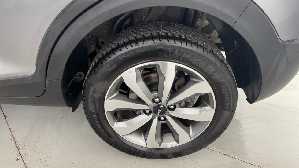 Used Kia Stonic 2024 for sale - 76773141: Photo 16