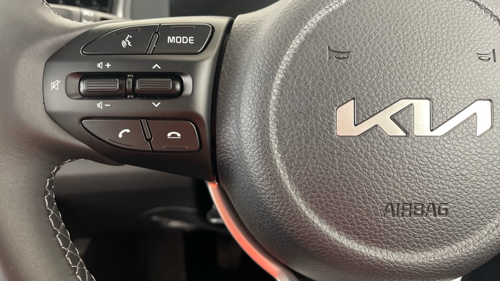 Used Kia Stonic 2024 for sale - 76773141: Photo 19