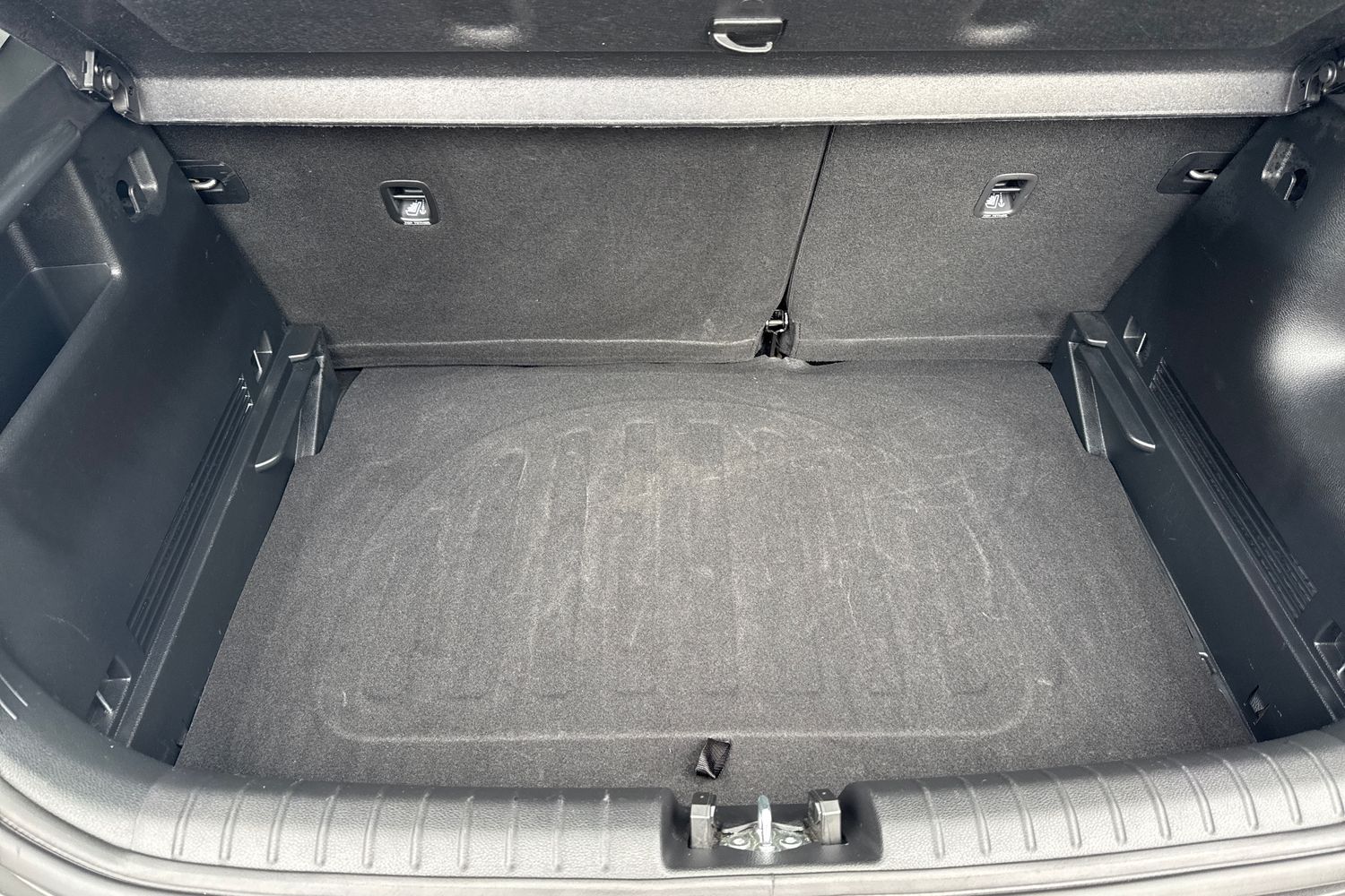 Used Kia Stonic 2024 for sale - 76773141: Photo 24