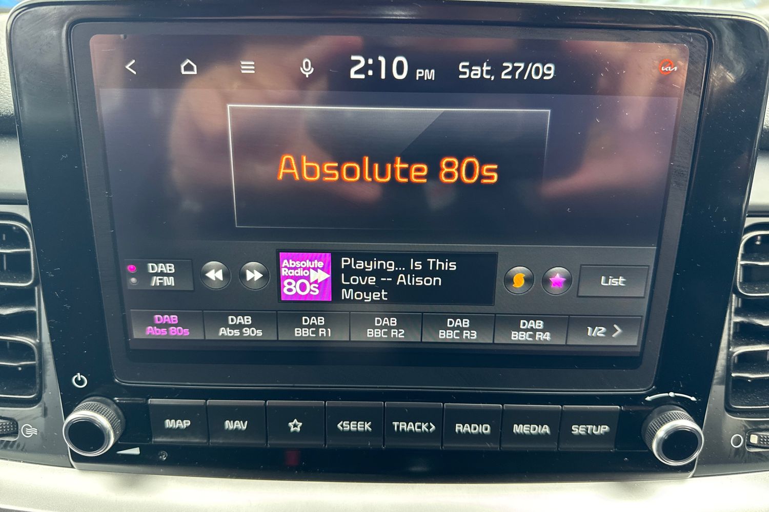 Used Kia Stonic 2024 for sale - 76773141: Photo 25