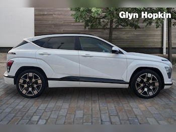 Used Hyundai KONA 2023 for sale - 76540007: Photo