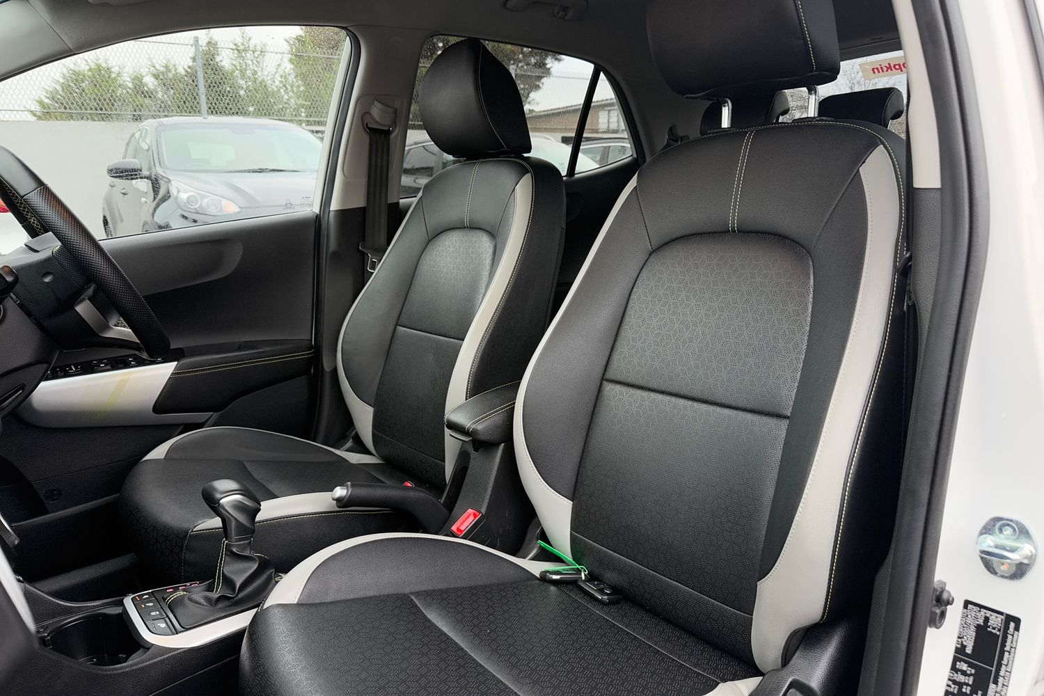 Used Kia Picanto 2023 for sale - 76873086: Photo 40