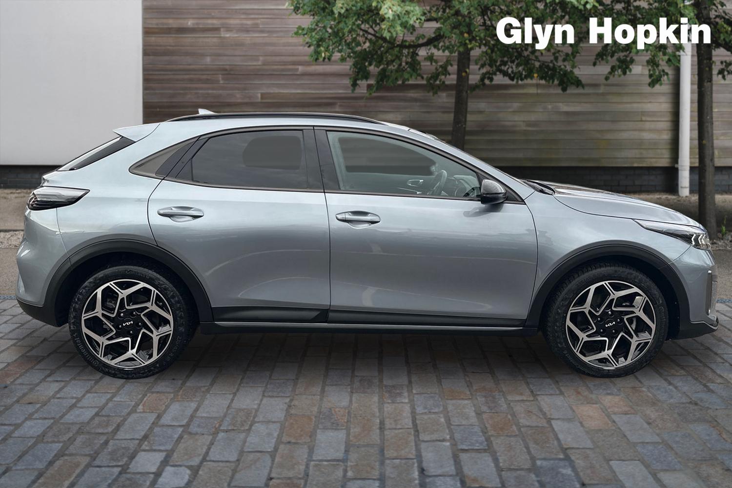 Used Kia XCeed 2024 for sale - 77360453: Photo 2