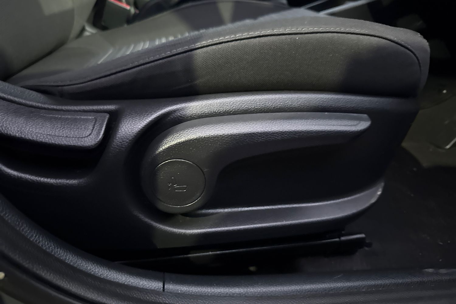 Used Kia Stonic 2023 for sale - 77071113: Photo 39