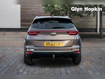 Used Kia Sportage 2021 for sale - 76872461: Photo