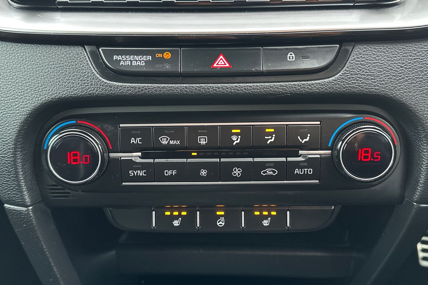 Used Kia XCeed 2023 for sale - 76869501: Photo 15