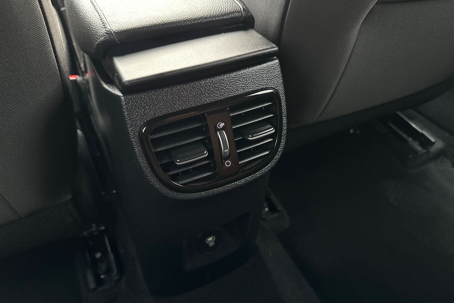 Used Kia XCeed 2023 for sale - 76869501: Photo 41