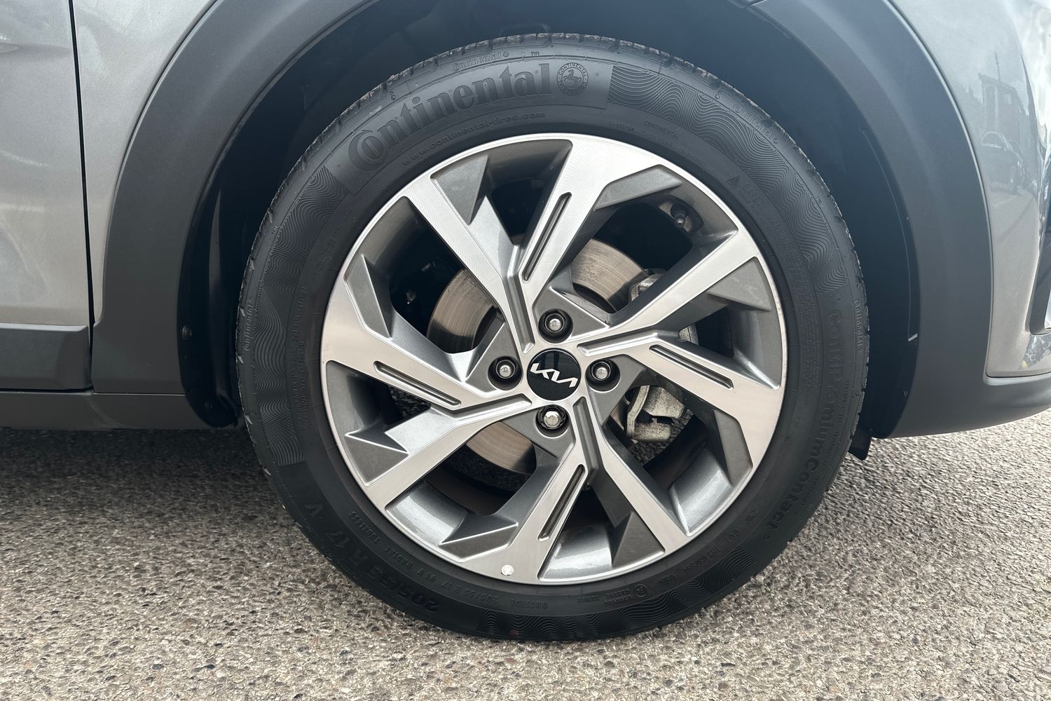 Used Kia Stonic 2024 for sale - 76870196: Photo 26