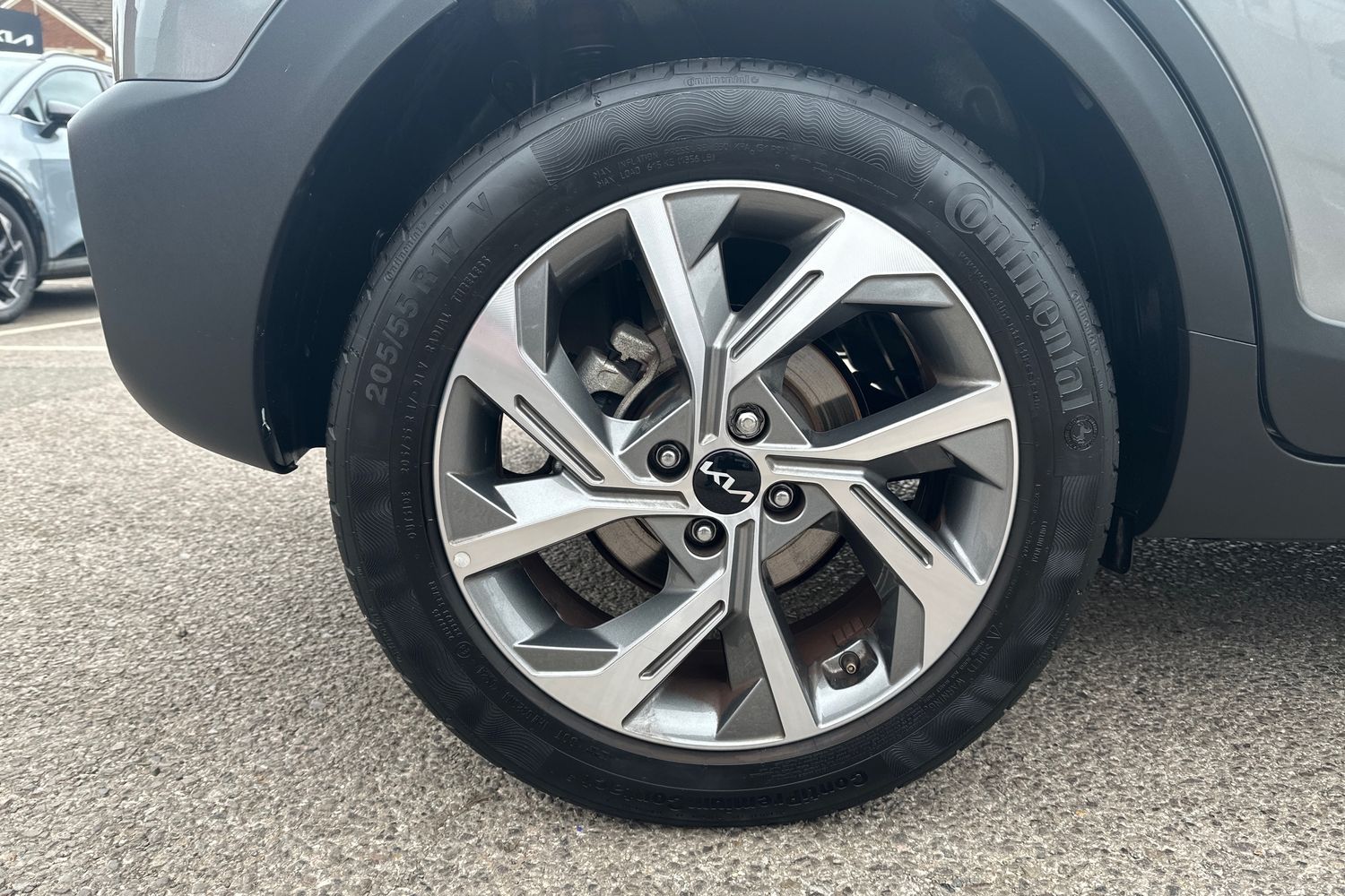 Used Kia Stonic 2024 for sale - 76870196: Photo 27