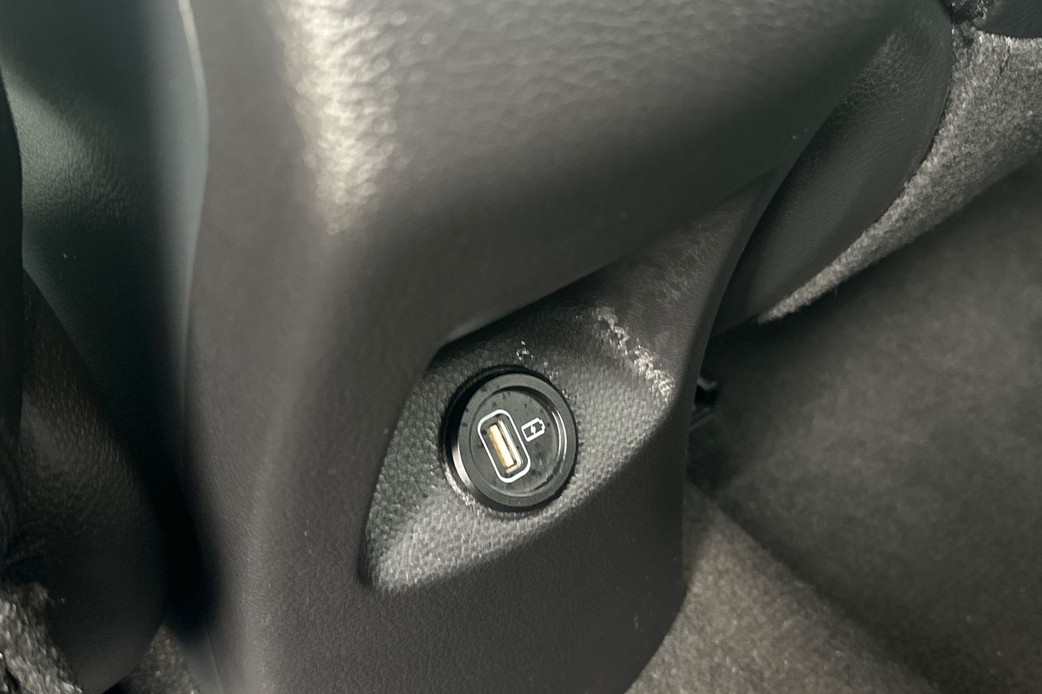 Used Kia Stonic 2024 for sale - 76870196: Photo 35