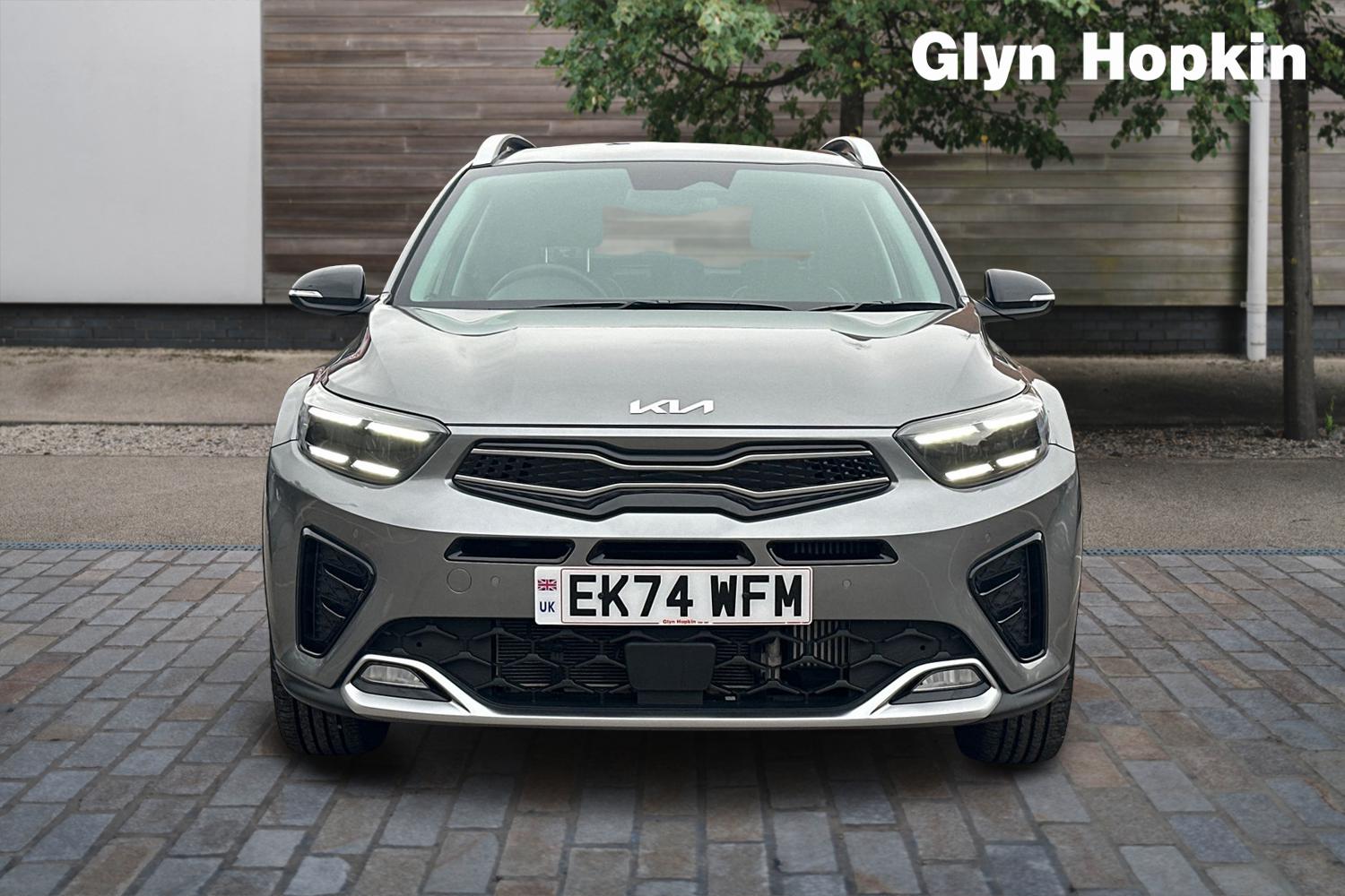 Used Kia Stonic 2024 for sale - 76870196: Photo 8