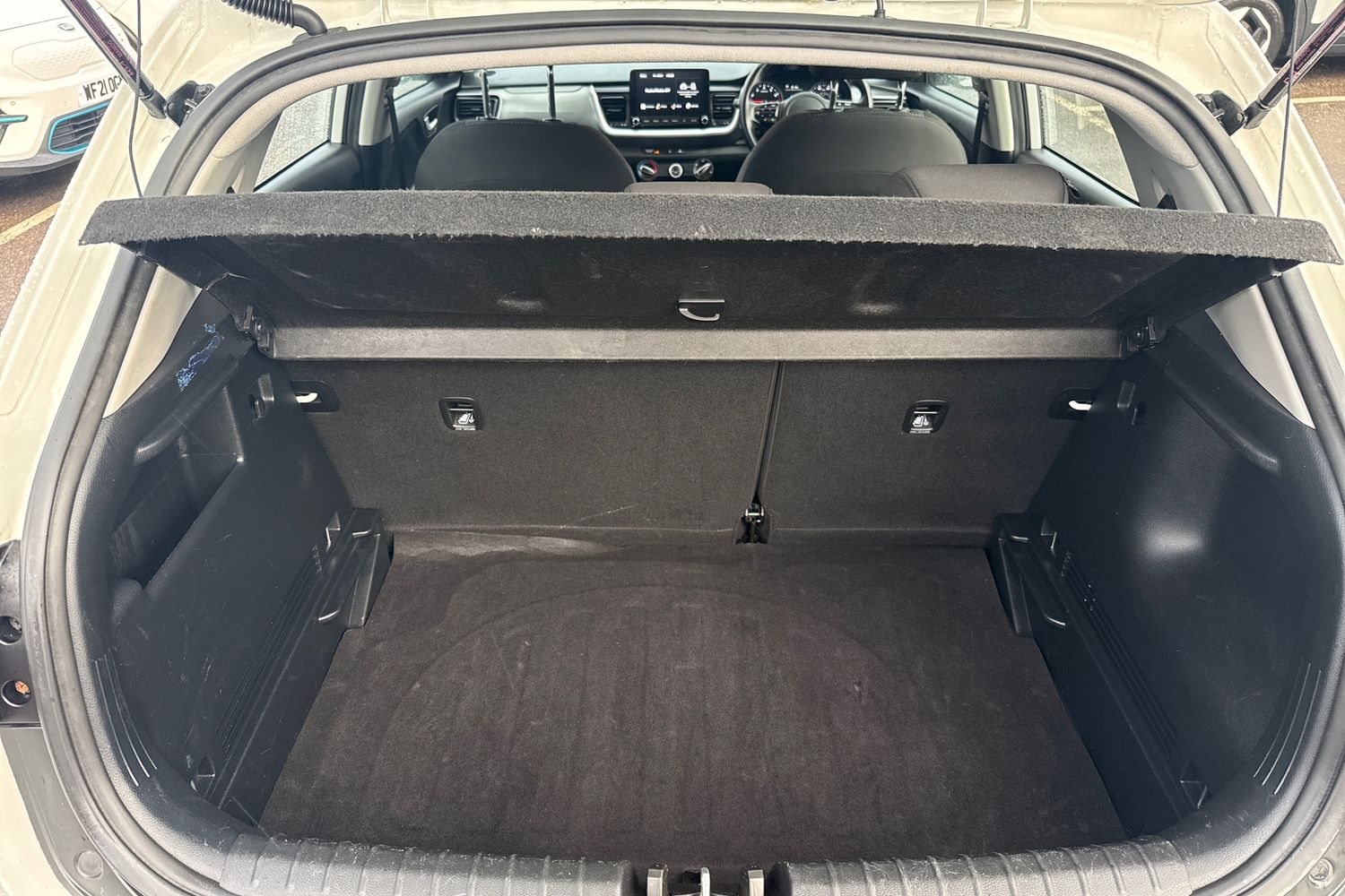 Used Kia Stonic 2022 for sale - 77111461: Photo 24