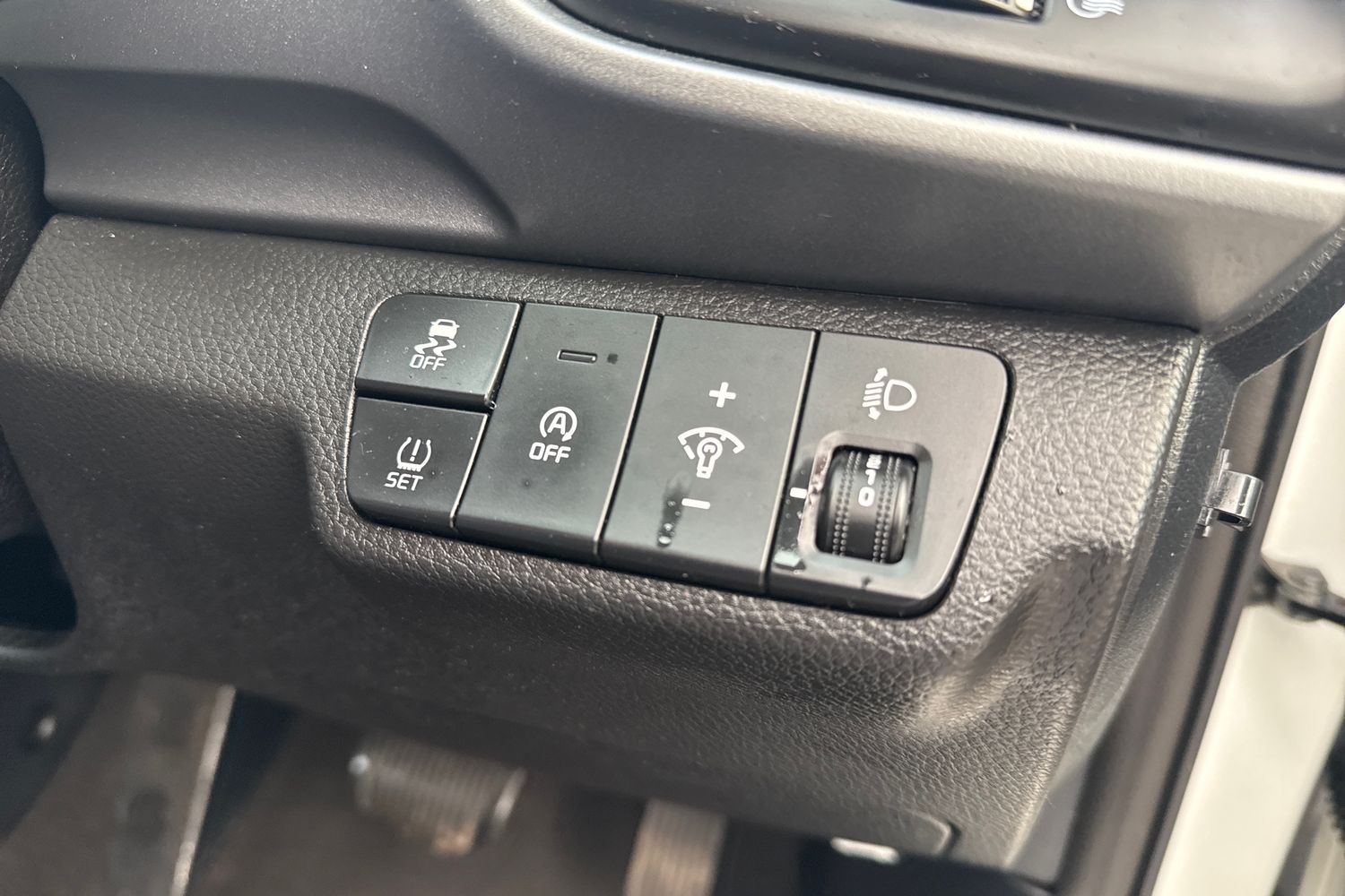 Used Kia Stonic 2022 for sale - 77111461: Photo 26