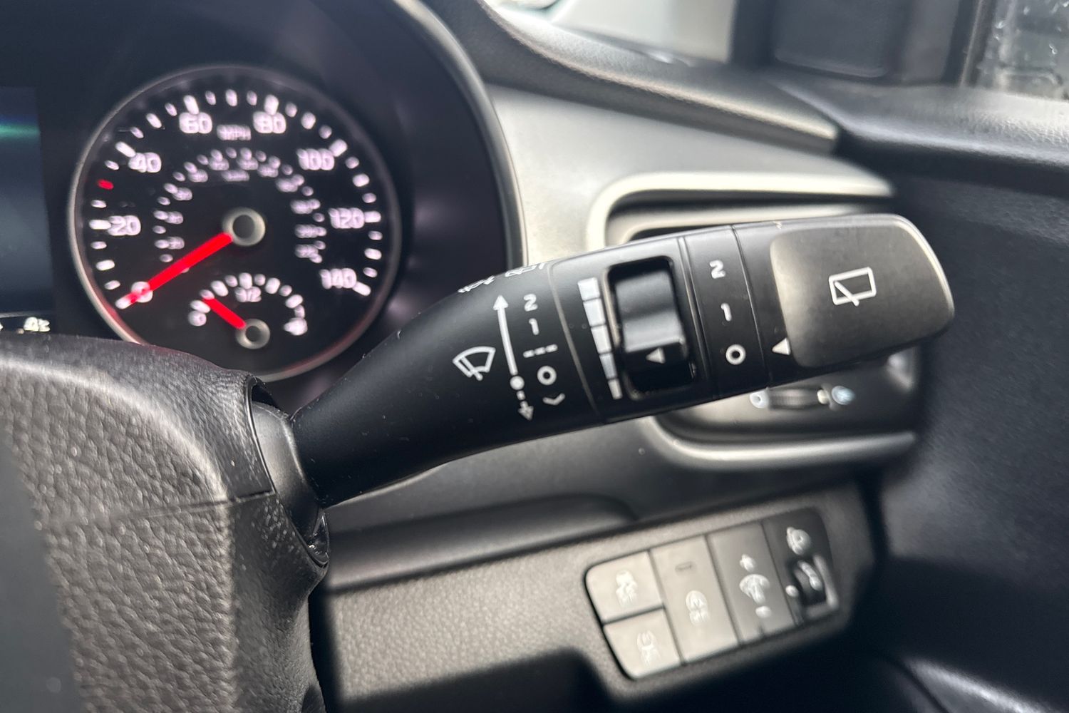 Used Kia Stonic 2022 for sale - 77111461: Photo 35