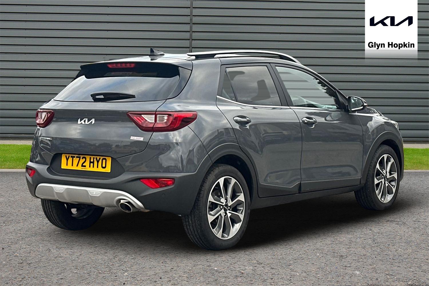 Used Kia Stonic 2022 for sale - 76869495: Photo 3