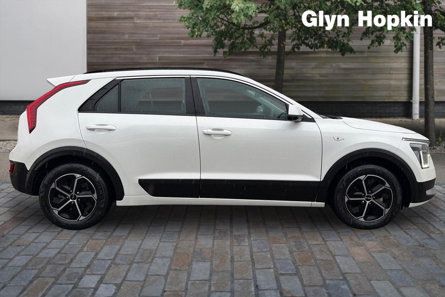 Used Kia Niro 2022 for sale - 76872468: Photo 2