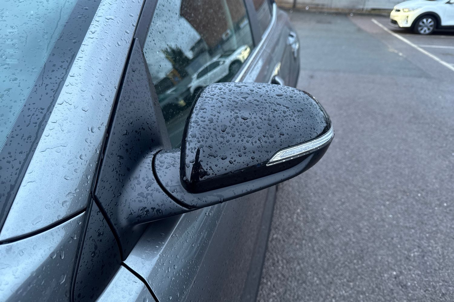 Used Kia Stonic 2024 for sale - 77145821: Photo 29