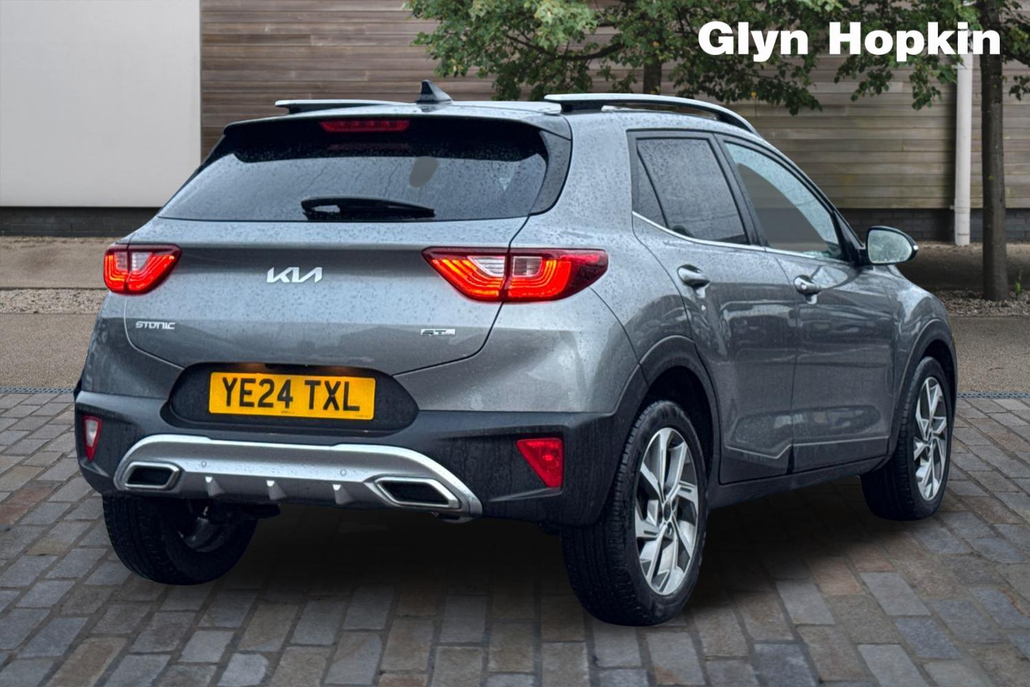 Used Kia Stonic 2024 for sale - 77145821: Photo 3