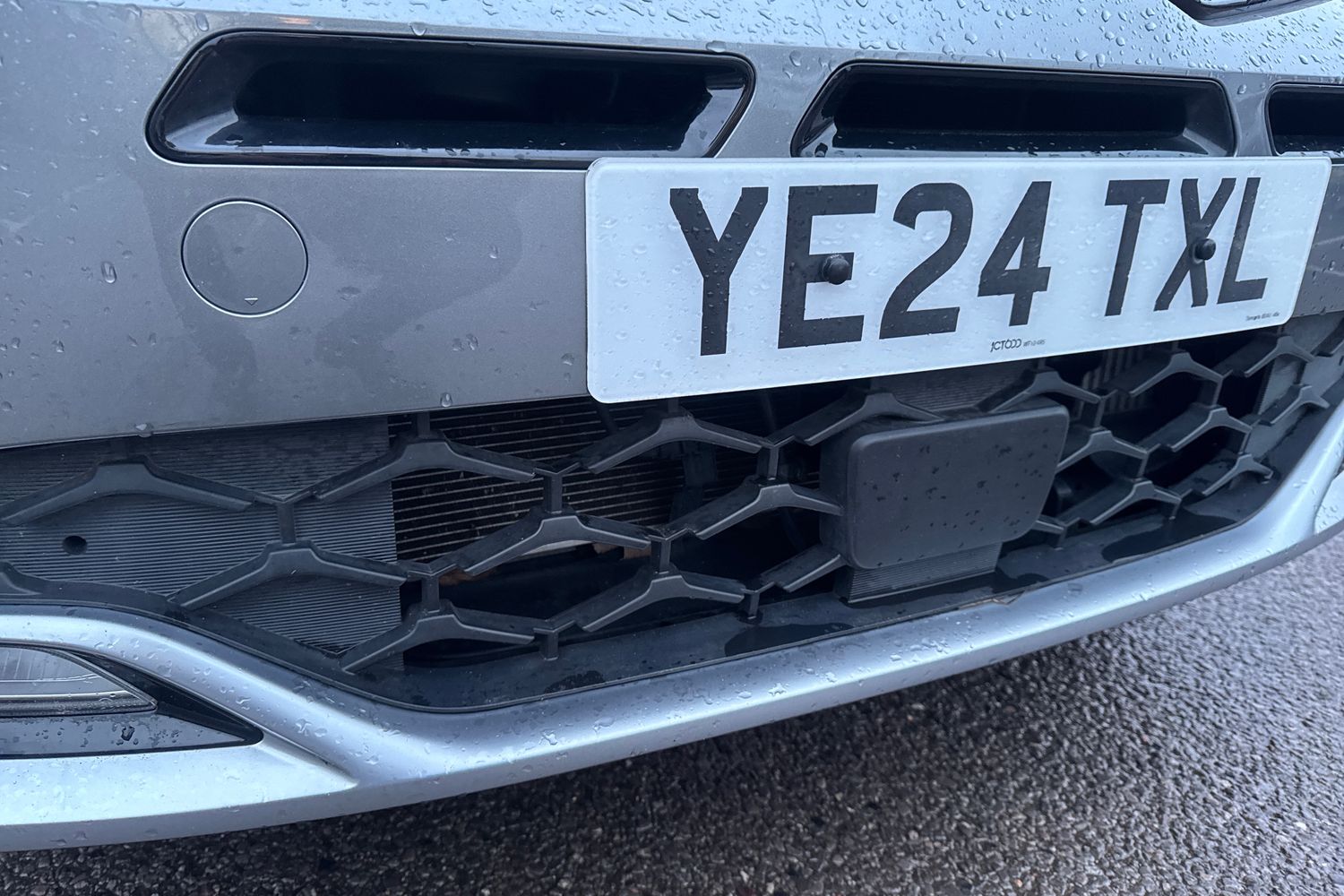 Used Kia Stonic 2024 for sale - 77145821: Photo 31