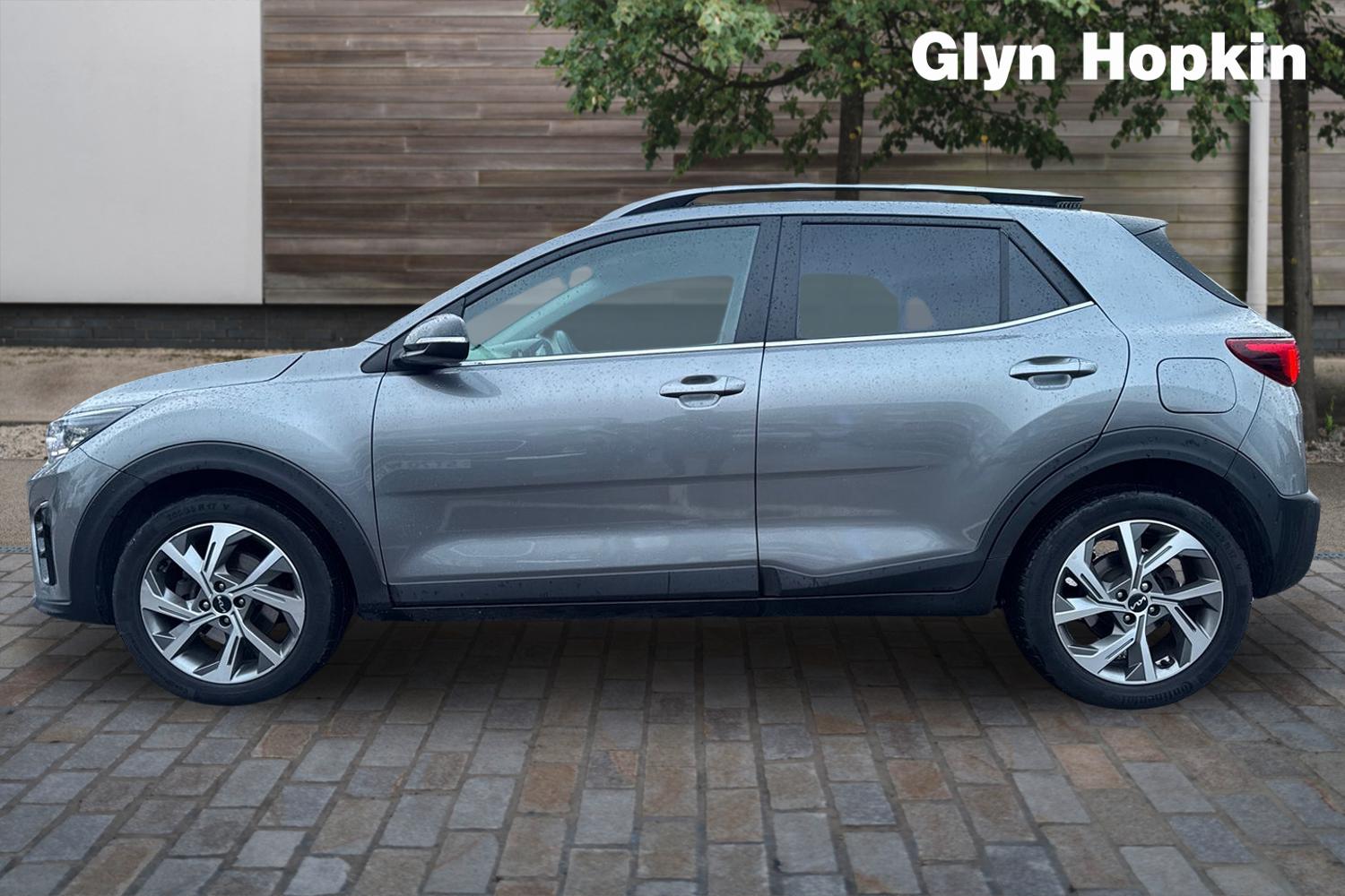 Used Kia Stonic 2024 for sale - 77145821: Photo 6