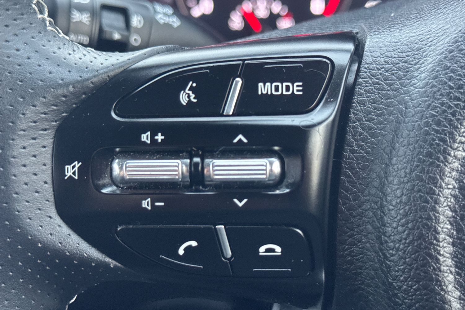 Used Kia Stonic 2022 for sale - 76870816: Photo 21