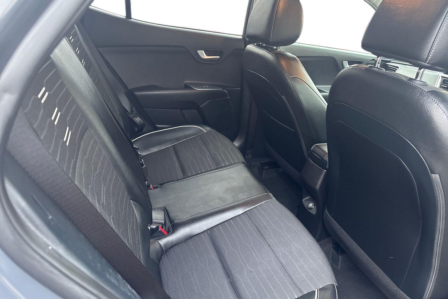 Used Kia Stonic 2022 for sale - 76870816: Photo 23