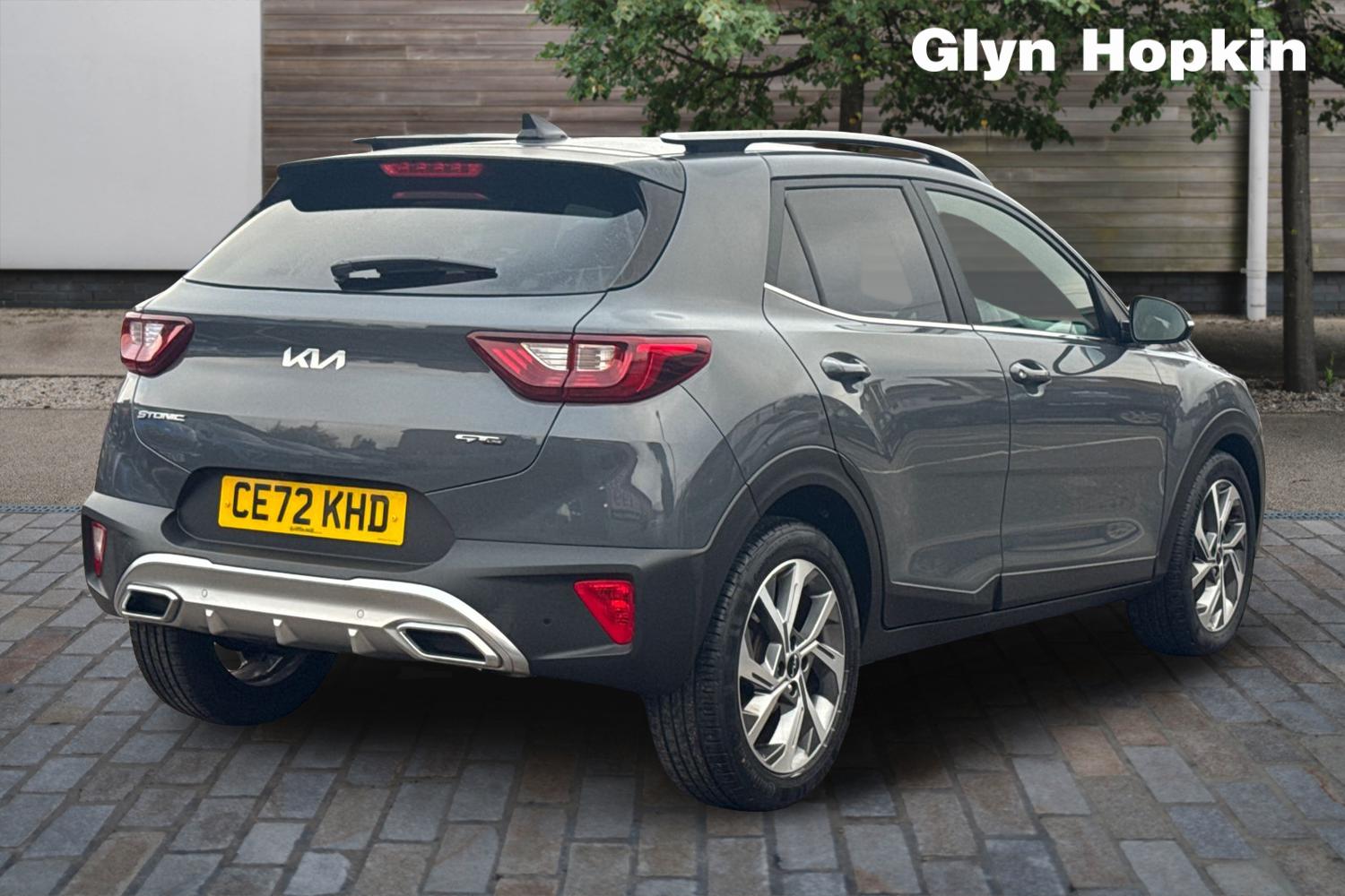 Used Kia Stonic 2022 for sale - 76870816: Photo 3