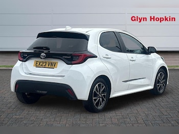 Used Toyota Yaris 2023 for sale - 78066944: Photo