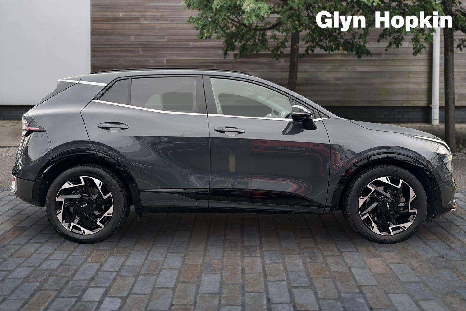 Used Kia Sportage 2023 for sale - 76704420: Photo 2