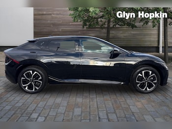 Used Kia EV6 2022 for sale - 76901512: Photo