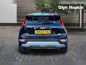 Used Kia Niro 2023 for sale - 76501422: Photo