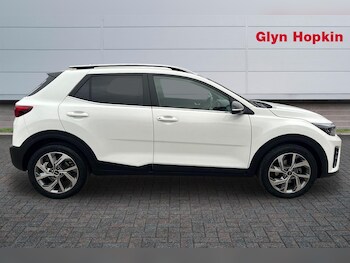 Used Kia Stonic 2023 for sale - 78277606: Photo