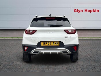 Used Kia Stonic 2023 for sale - 78277606: Photo