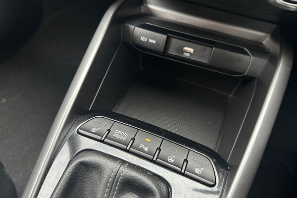 Used Kia Stonic 2024 for sale - 76289845: Photo 14