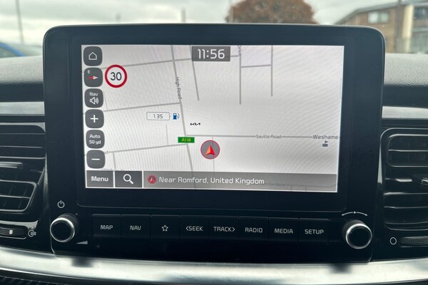 Used Kia Stonic 2024 for sale - 76289845: Photo 18