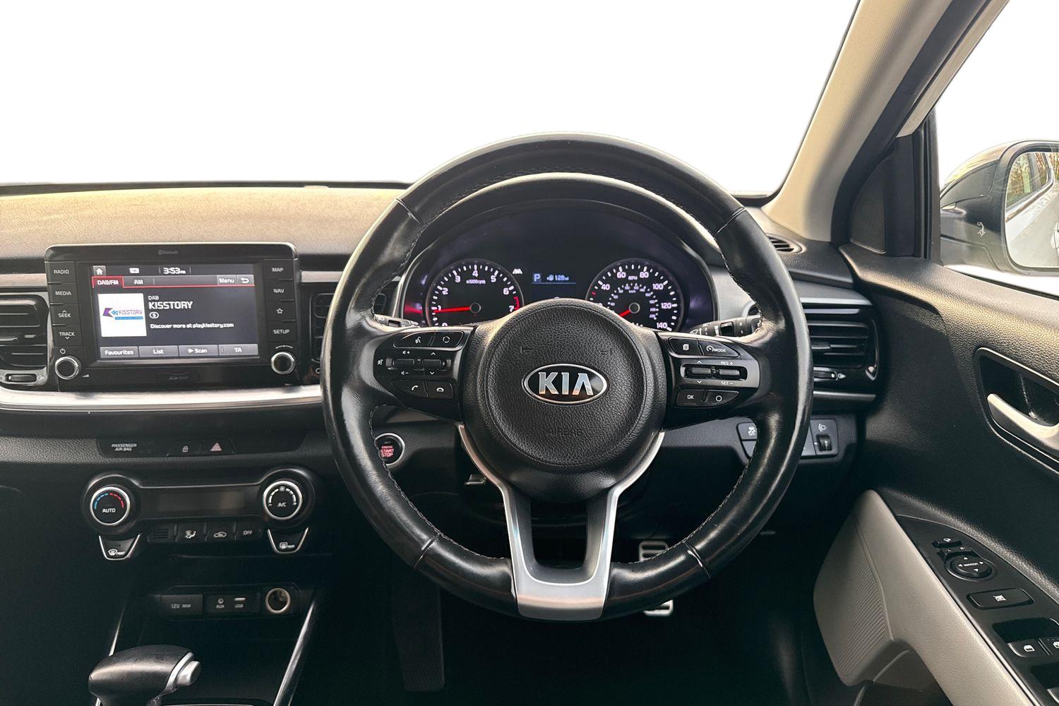 Used Kia Stonic 2021 for sale - 76528925: Photo 11