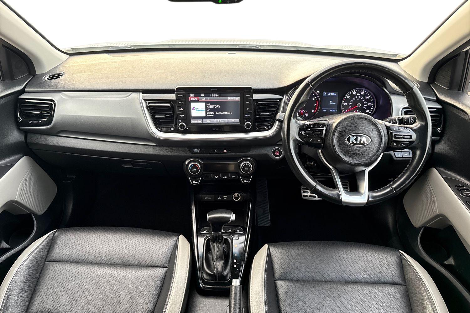 Used Kia Stonic 2021 for sale - 76528925: Photo 12