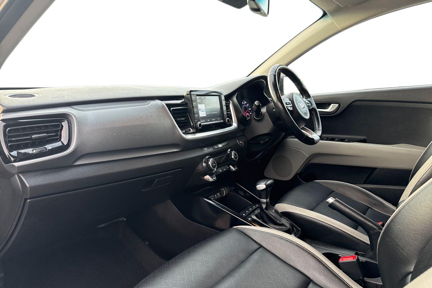 Used Kia Stonic 2021 for sale - 76528925: Photo 13