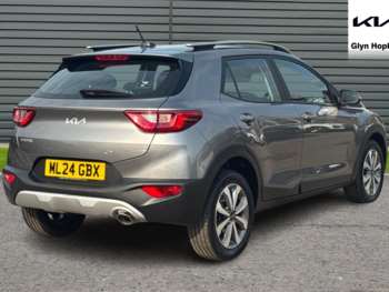 Used Kia Stonic 2024 for sale - 74952438: Photo