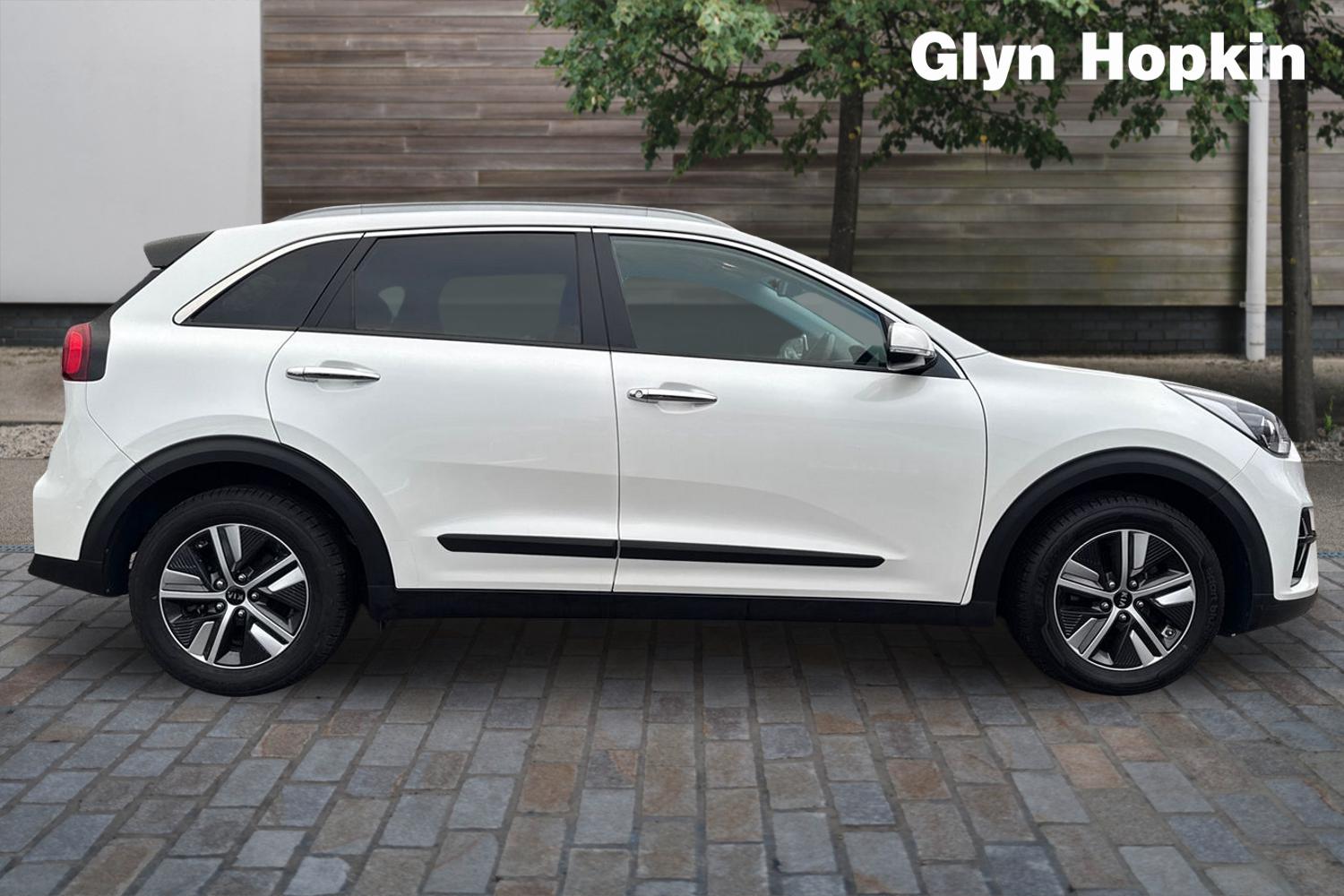 Used Kia Niro 2022 for sale - 76874075: Photo 2