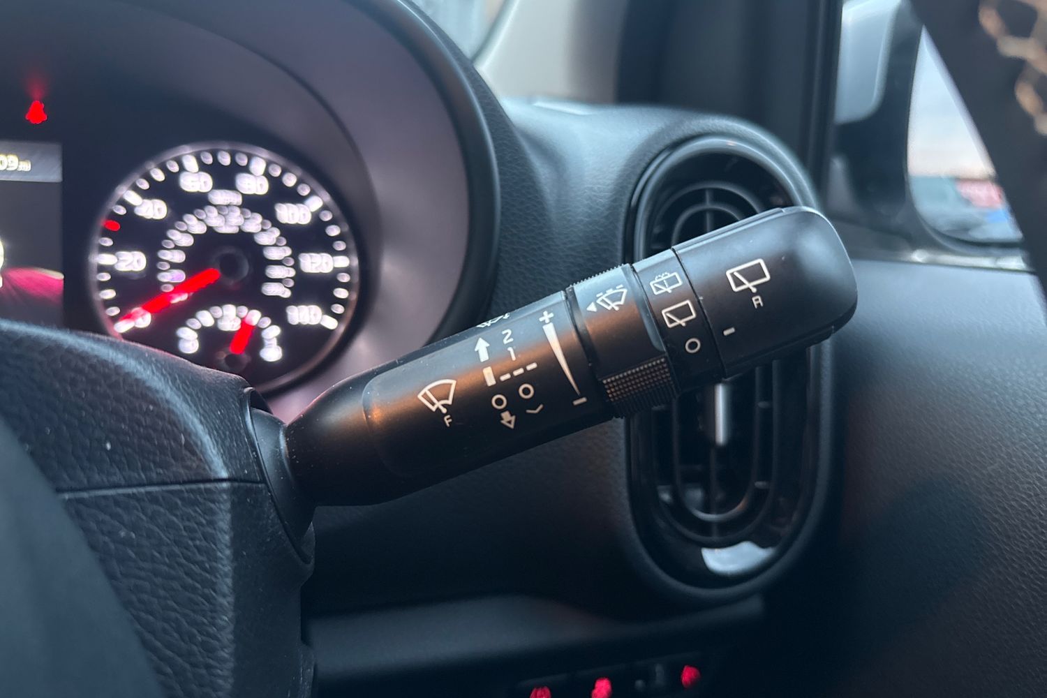 Used Kia Picanto 2023 for sale - 76494028: Photo 37