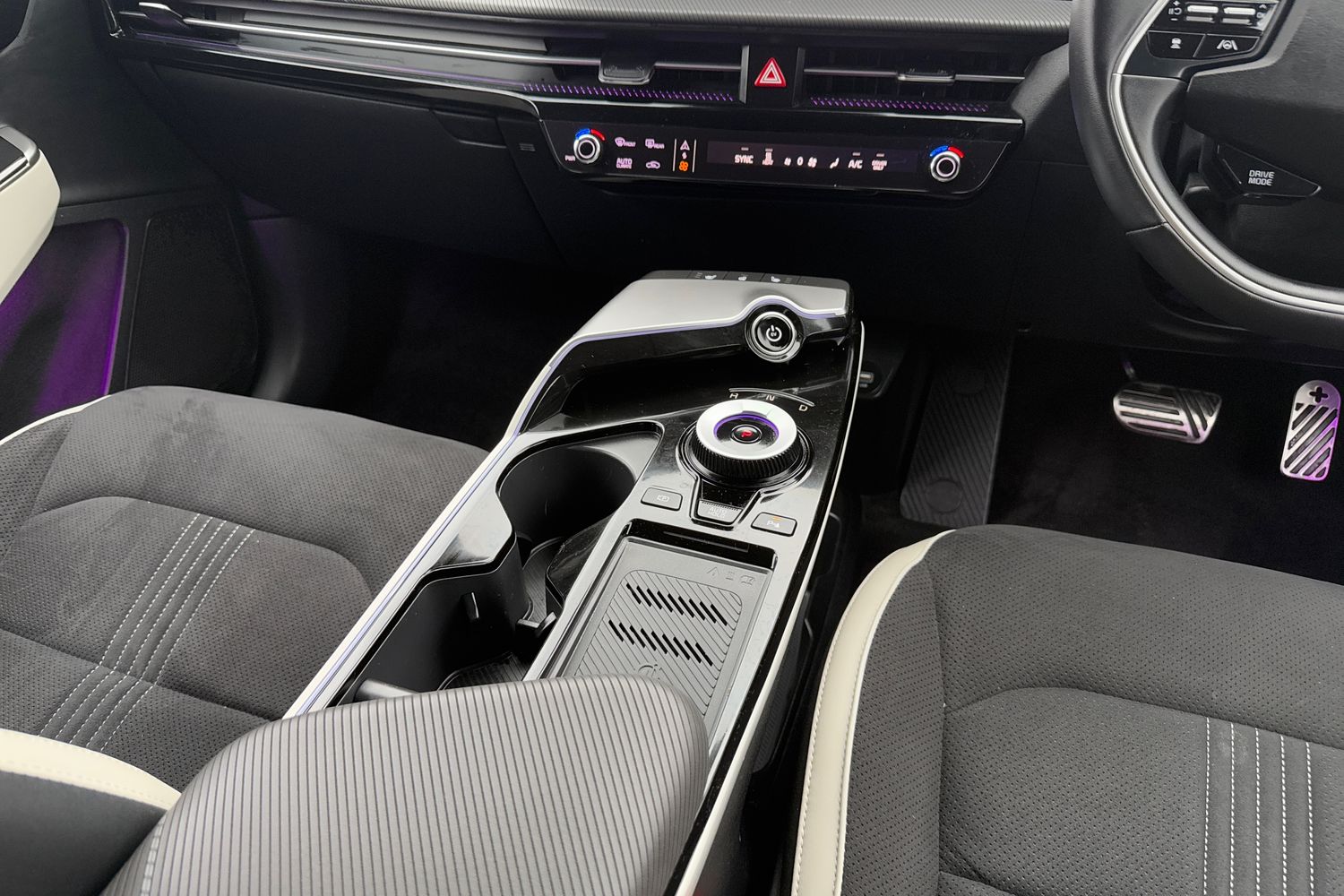 Used Kia EV6 2024 for sale - 77218719: Photo 14